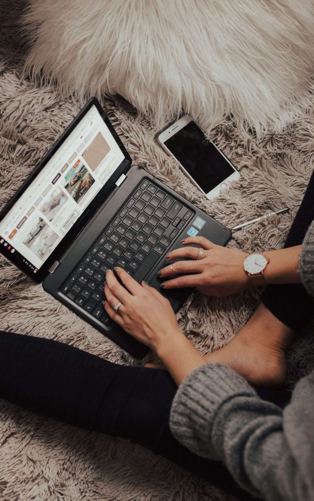 How to find who to address cover letter to